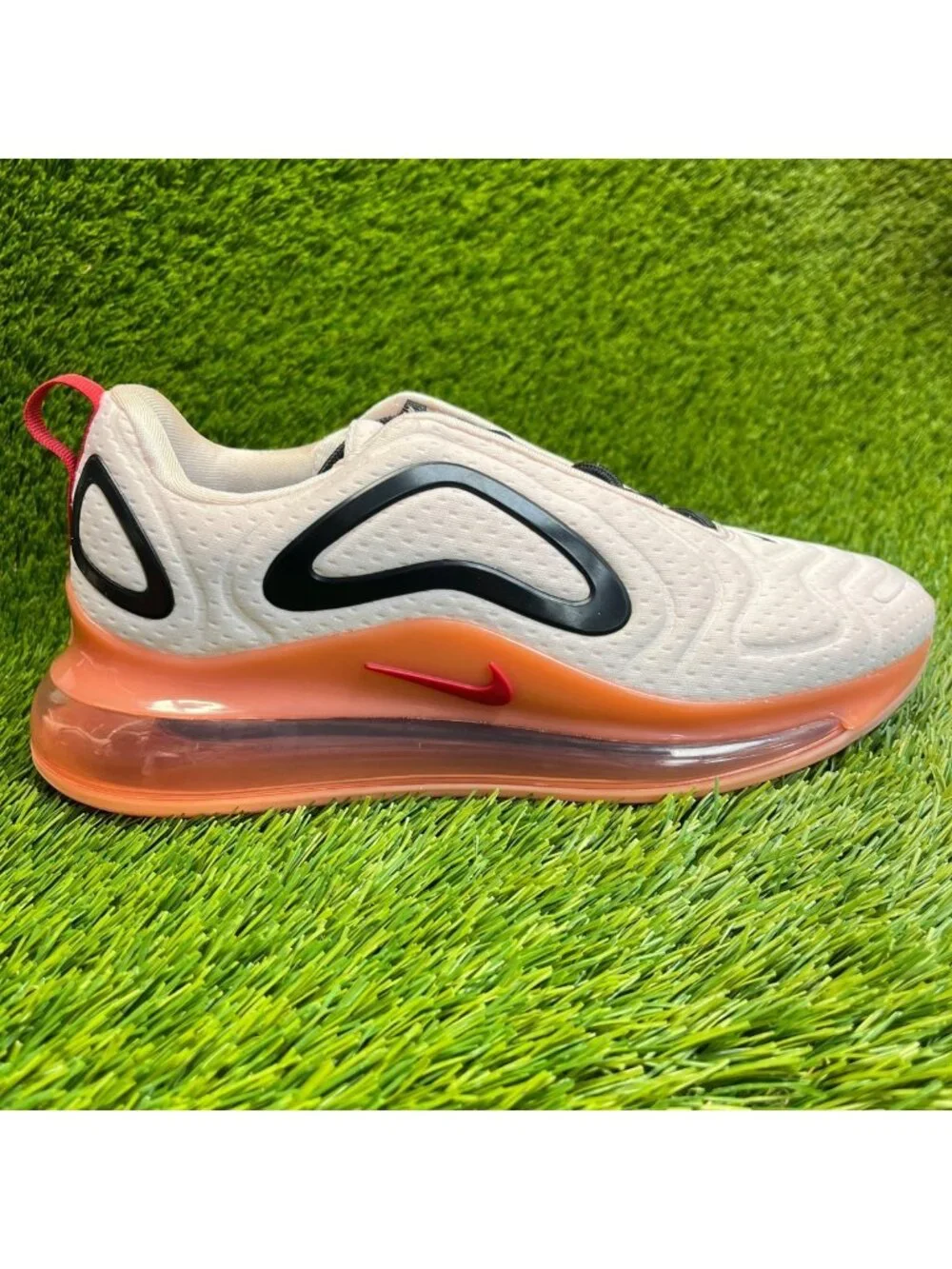 Nike Air Max 720 Womens Size 10 Pink Black Athletic Running Shoes Sneakers